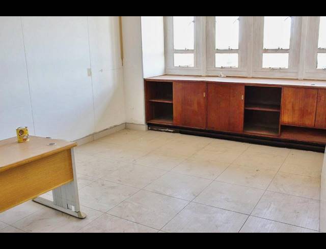 512M² BUSINESS TO LET IN BOKSBURG CENTRAL